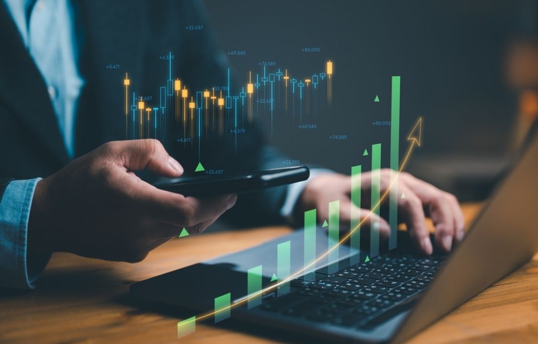 Rekomendasi-5-Aplikasi-Investasi-Terbaik-di-Dunia-Tahun-2025